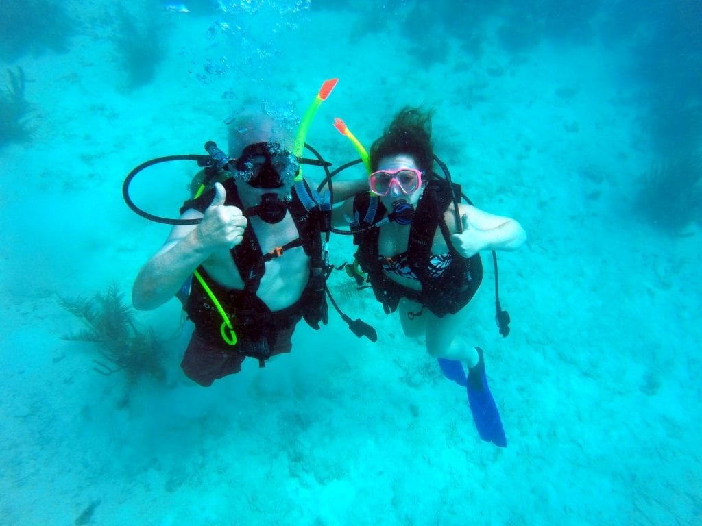 diving in Belize